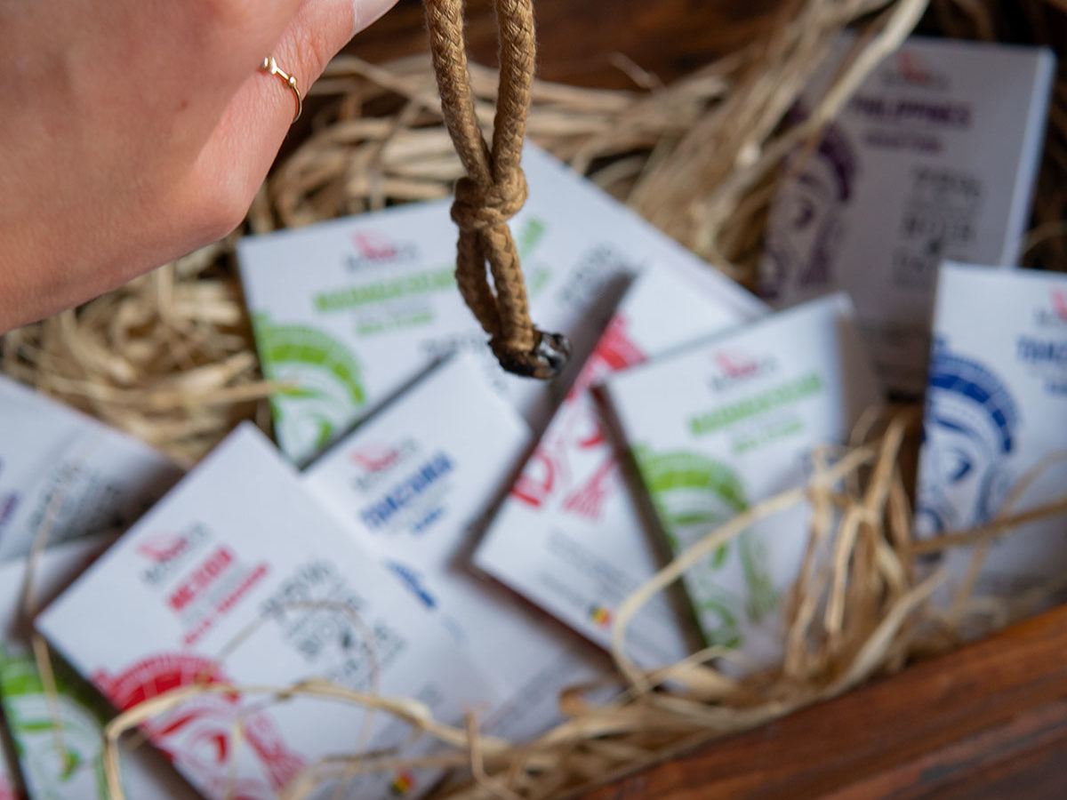 Chocolats du bout du monde dans un coffret utilisé pendant les Escape games de Ready-Steady