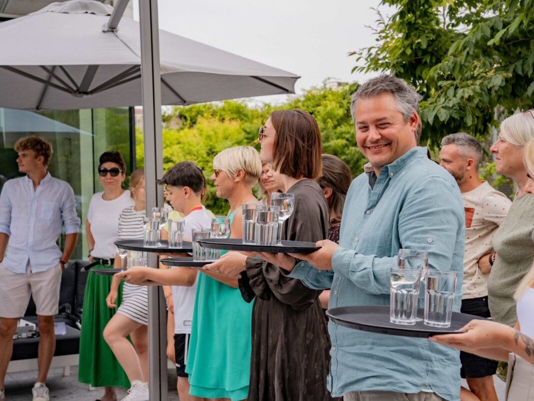 Teambuilding d'une entreprise avec Ready Steady et son animation Bar Tender