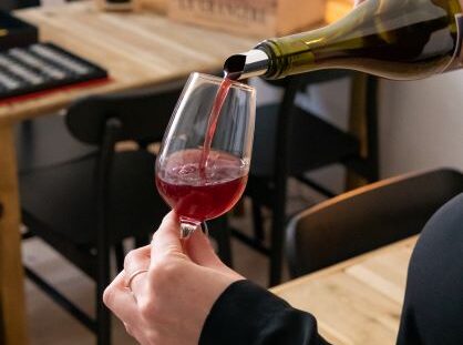 Atelier dégustation de vin lors d'un team building