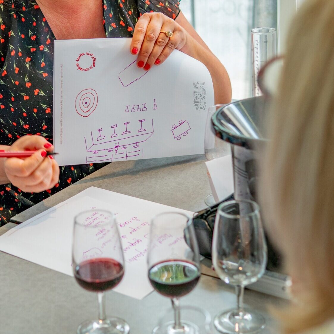 Participants à l'activité de teambuilding Wine Challenge de Ready Steady